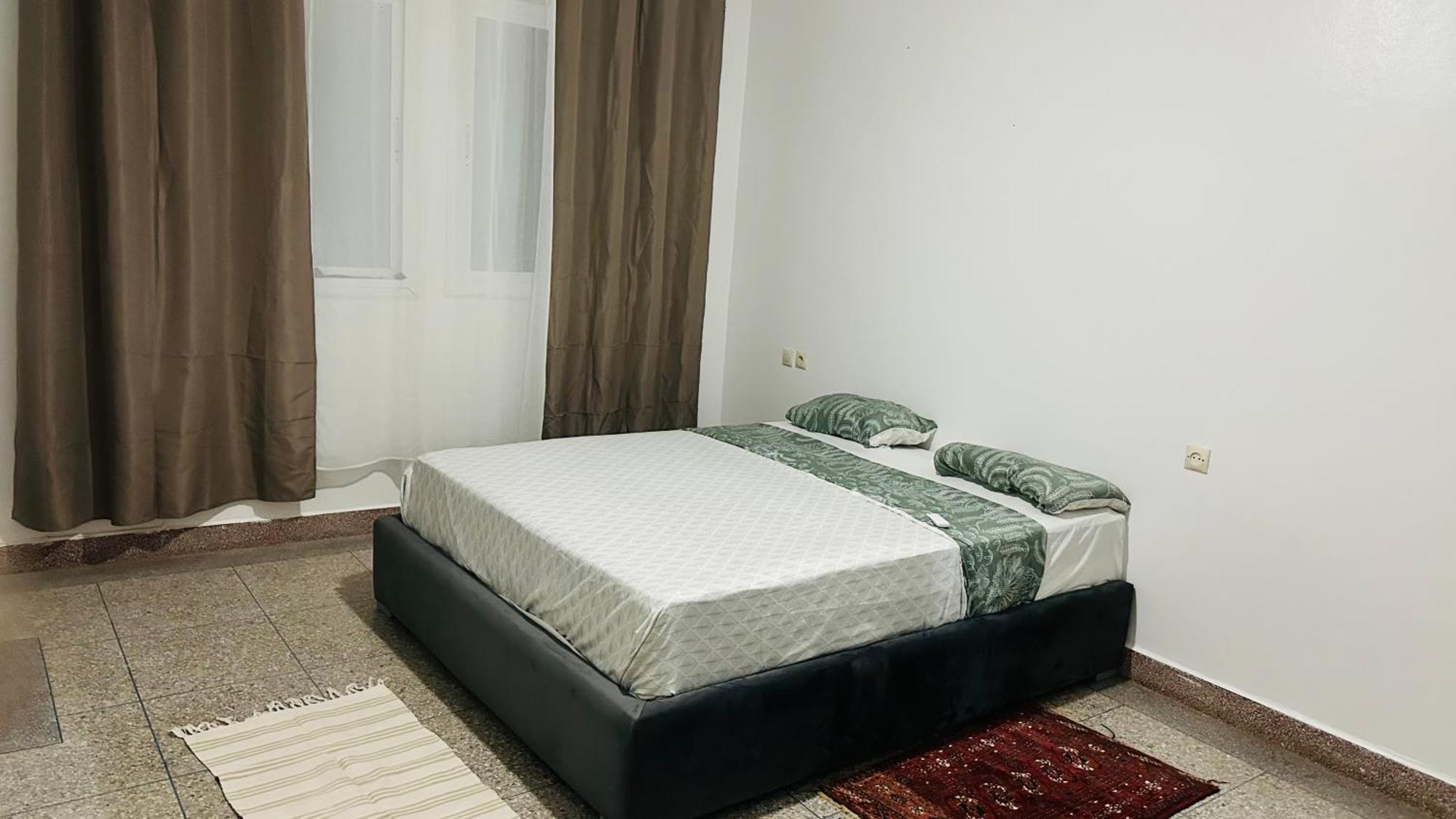 Karaz Homestay Grand Appartement Avec Rooftop Monte Arrouit Exterior foto